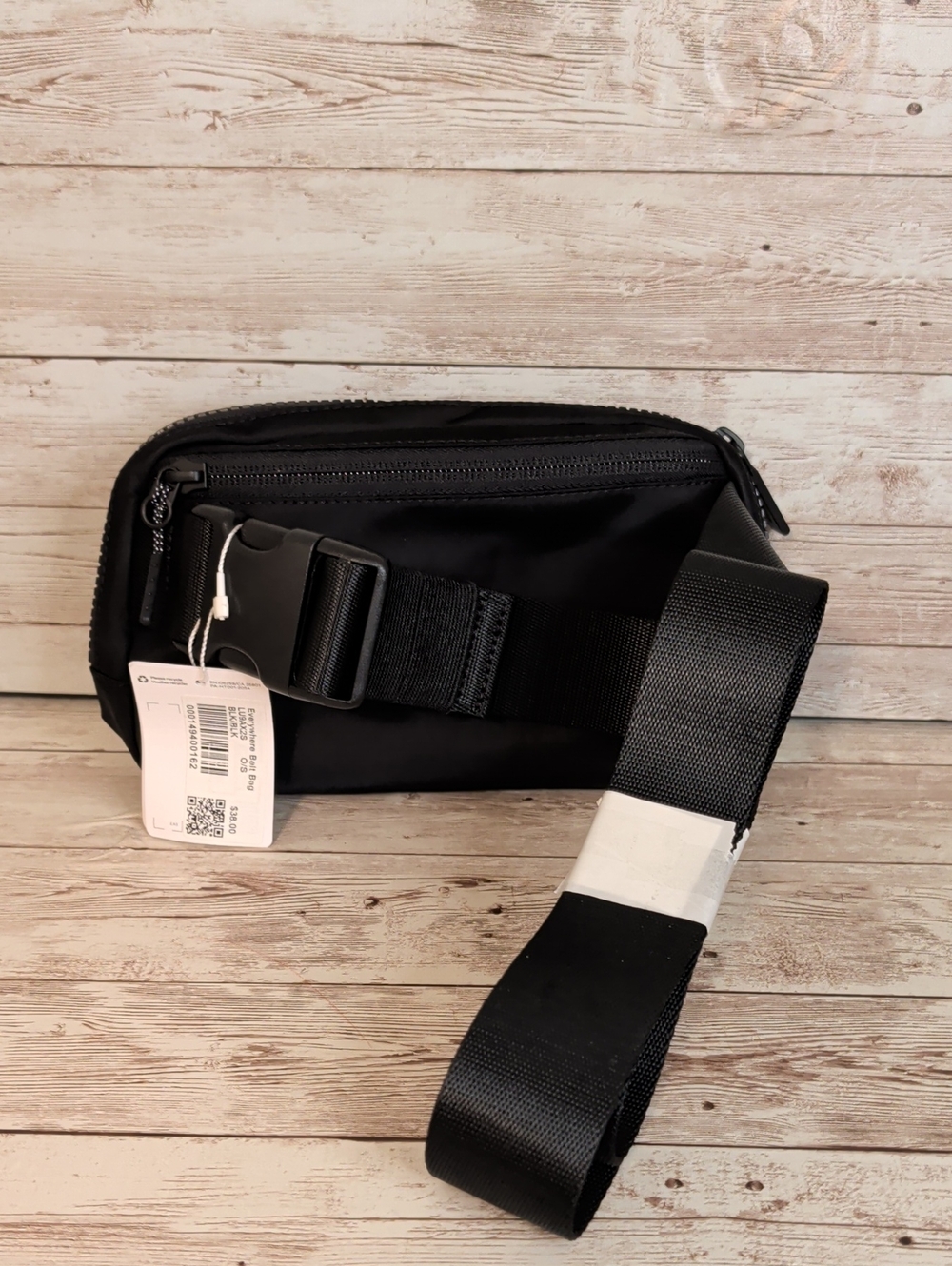Lululemon Black 1L Everywhere Belt Bag - Picture 2 of 4
